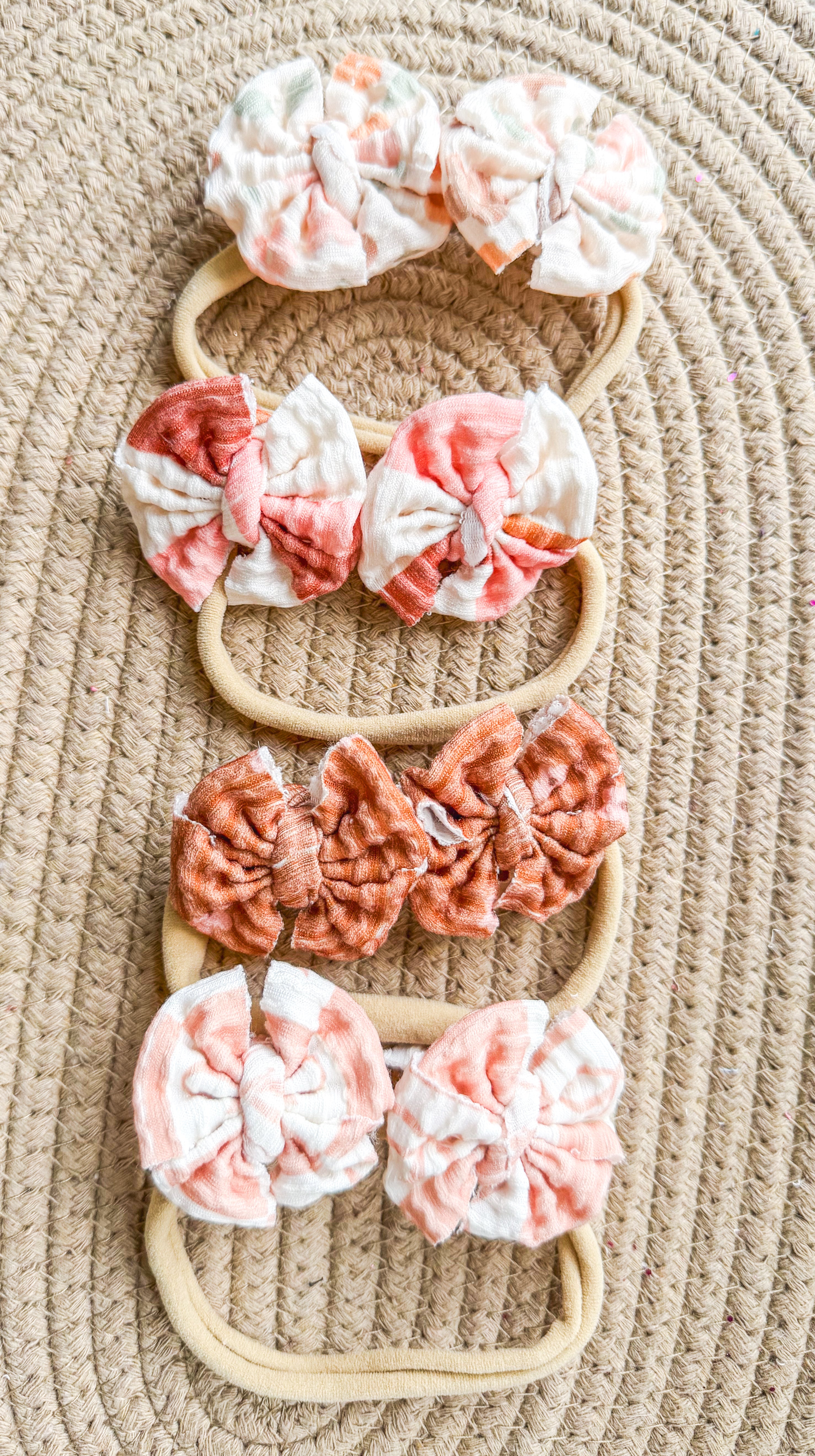 Waved Neutral Flower- Piggies