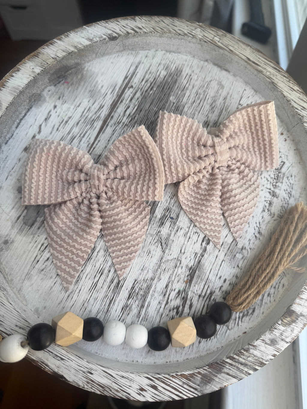 Waved Creamy Tan- Singles