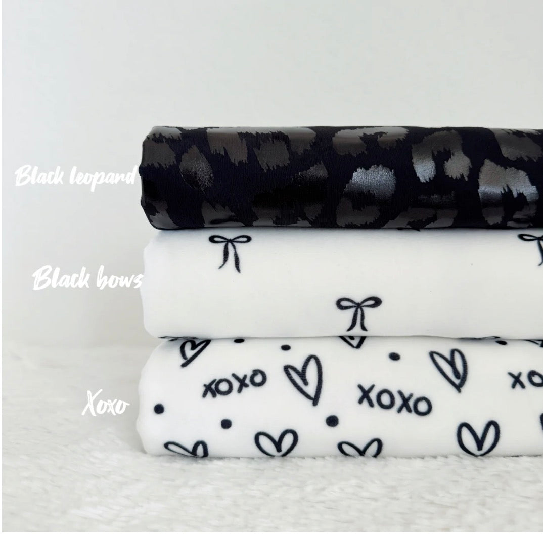 XOXO Plushy- Bow Hat