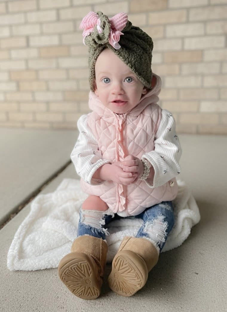 Olive Cozy Bow Hat