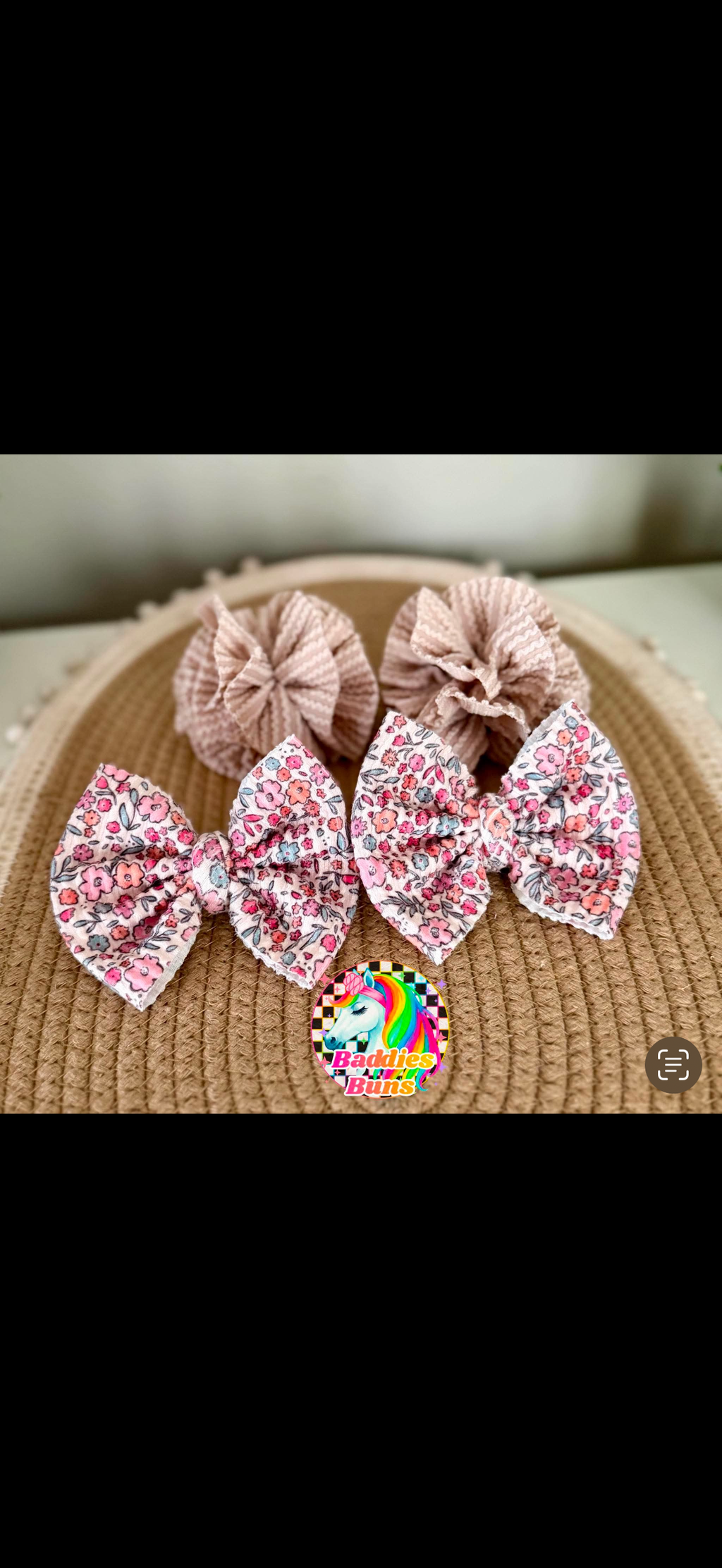 Waved Dainty Floral - Piggies